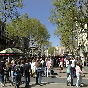 hotel-toledano-ramblas.catalonia-hotels.com/