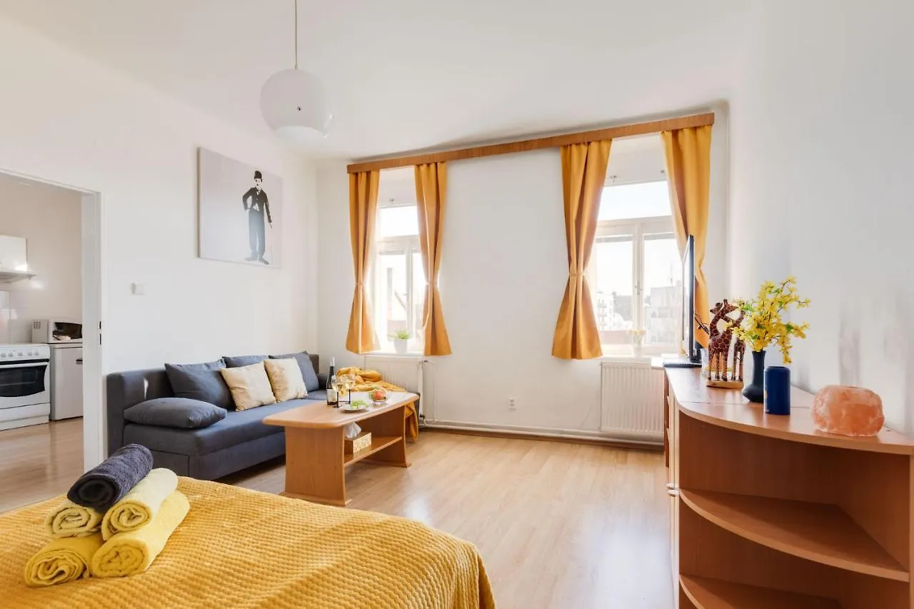 Sunshine Apartment Near The City Center Prága Csehország